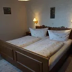 Gaestehaus Metzler Apartment