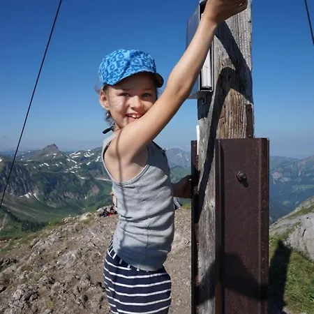 Lägenhet Gaestehaus Metzler Bizau